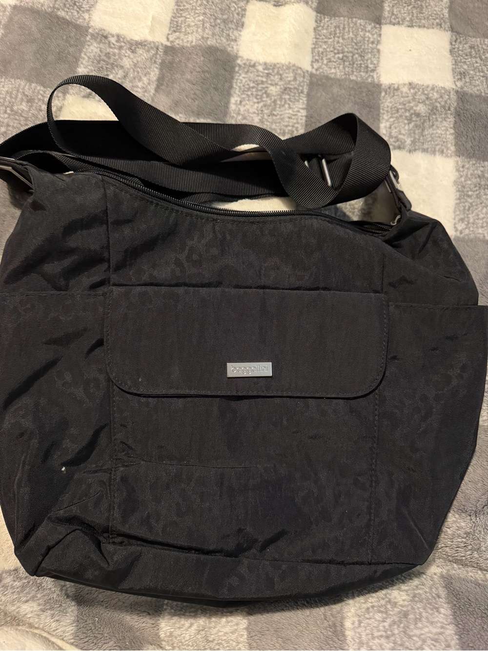 Baggallini Black Messenger Crossbody Bag